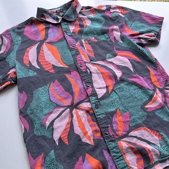 Volcom Modern Fit Tropical Short Sleeve Button Front Mens L - Picture 2 of 7